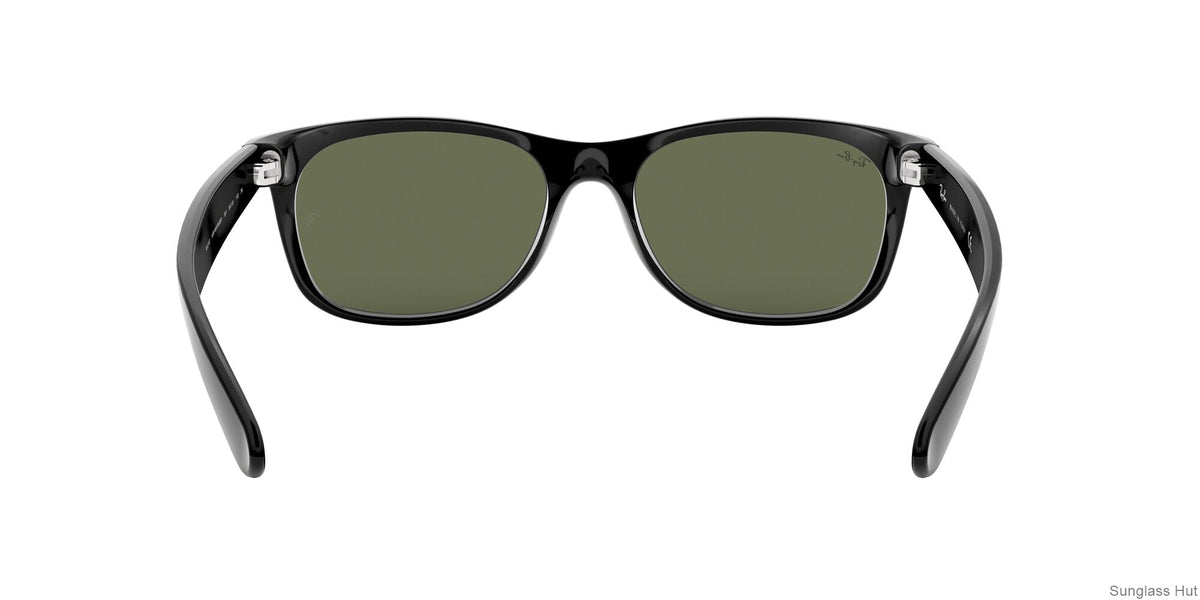 RB2132 New Wayfarer Classic Black/Green S